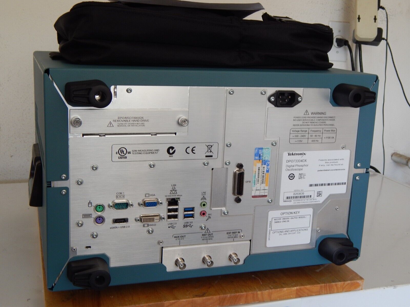 Tektronix MSO73304DX 33GHz 4CH, 100GS/s /NIST cal. w data, from DPO73304DX Tektronix MSO73304DX 33GHz 4CH, 100GS/s /NIST cal. w data, from DPO73304DX